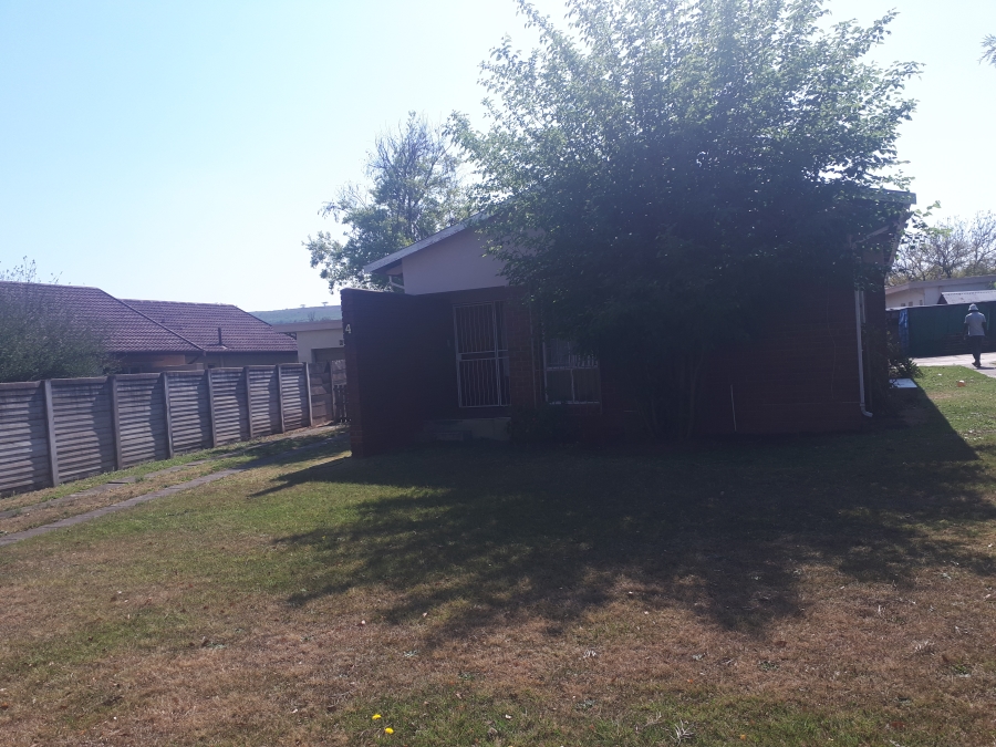 3 Bedroom Property for Sale in Sunnyridge KwaZulu-Natal