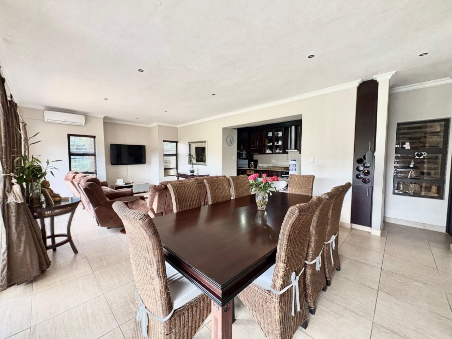 To Let 4 Bedroom Property for Rent in Seaward Estate KwaZulu-Natal