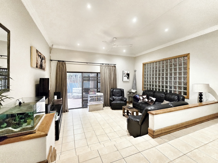 4 Bedroom Property for Sale in Meer En See KwaZulu-Natal