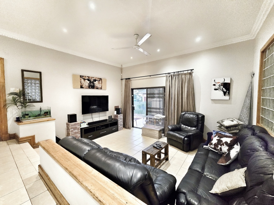 4 Bedroom Property for Sale in Meer En See KwaZulu-Natal