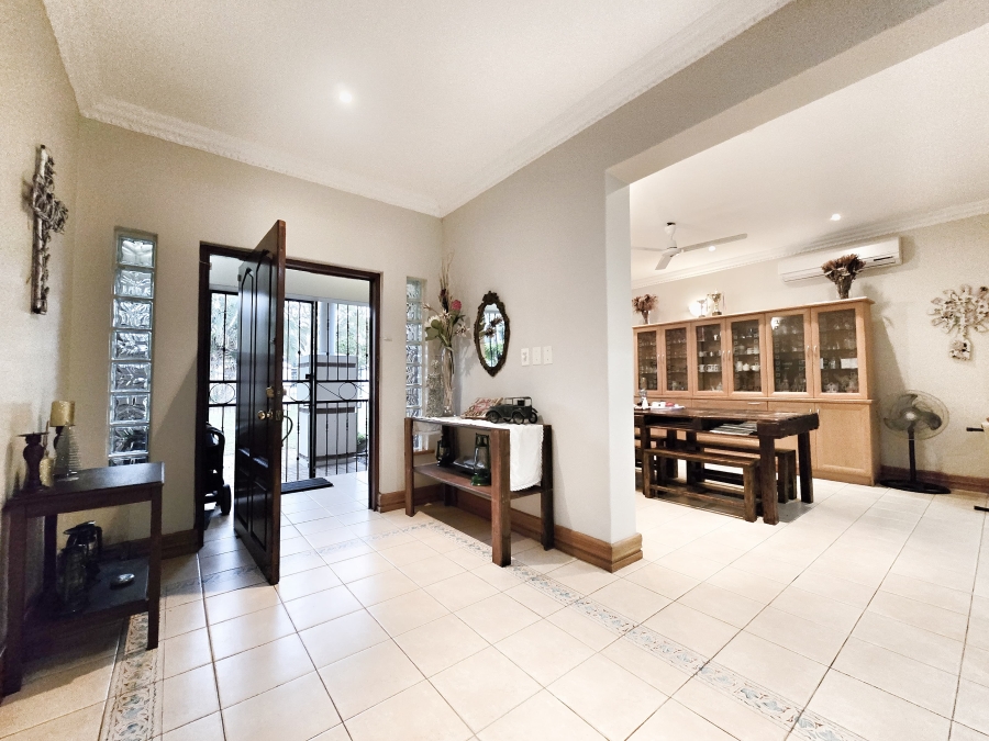 4 Bedroom Property for Sale in Meer En See KwaZulu-Natal