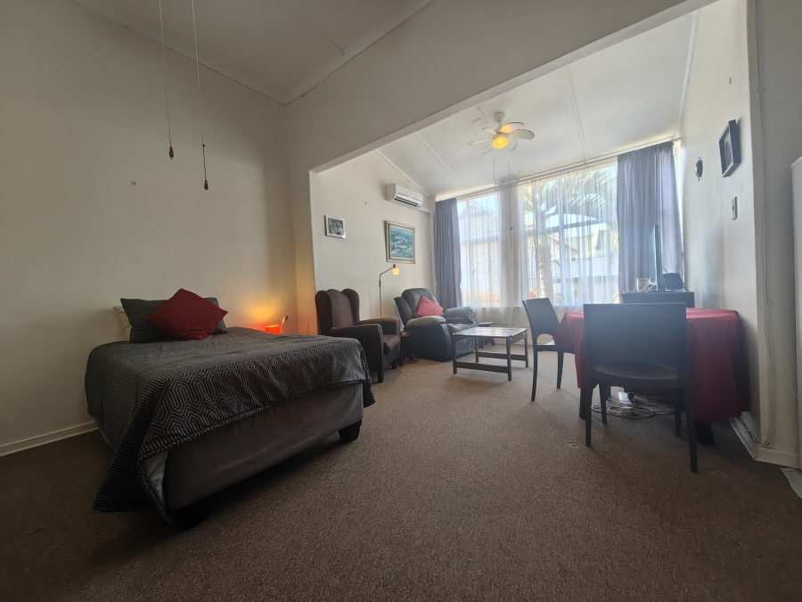 1 Bedroom Property for Sale in Scottburgh Central KwaZulu-Natal