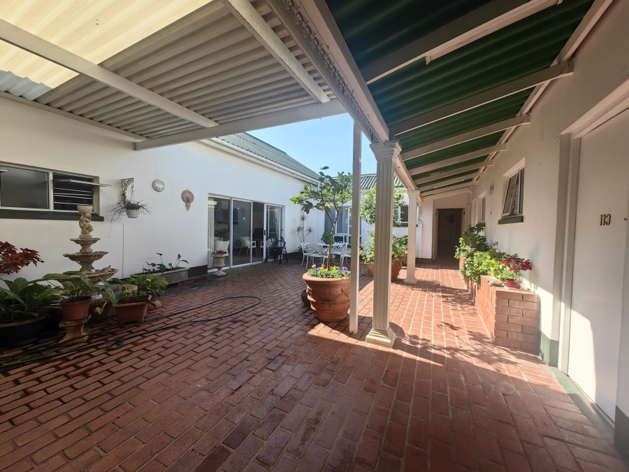 1 Bedroom Property for Sale in Scottburgh Central KwaZulu-Natal