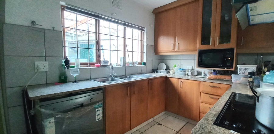 6 Bedroom Property for Sale in Westville Central KwaZulu-Natal