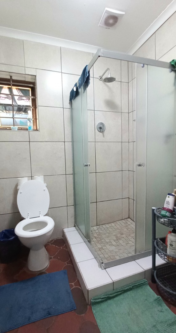 6 Bedroom Property for Sale in Westville Central KwaZulu-Natal
