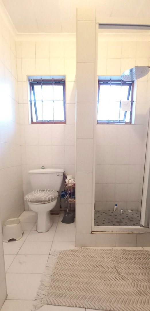 6 Bedroom Property for Sale in Westville Central KwaZulu-Natal