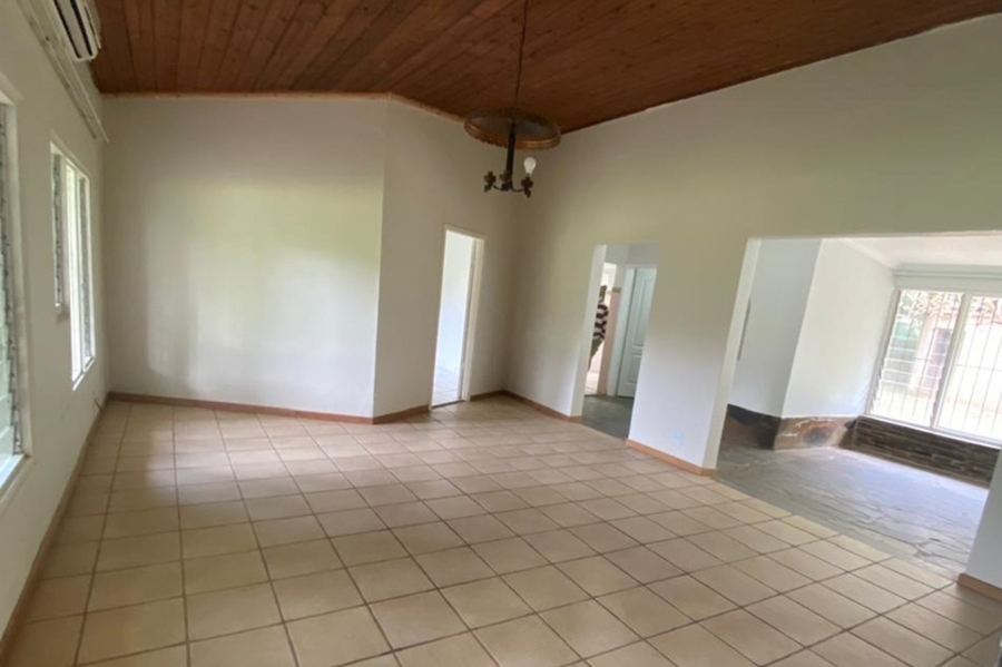 15 Bedroom Property for Sale in Hluhluwe KwaZulu-Natal