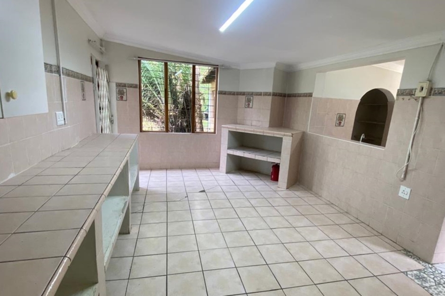 15 Bedroom Property for Sale in Hluhluwe KwaZulu-Natal