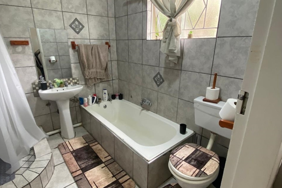 15 Bedroom Property for Sale in Hluhluwe KwaZulu-Natal