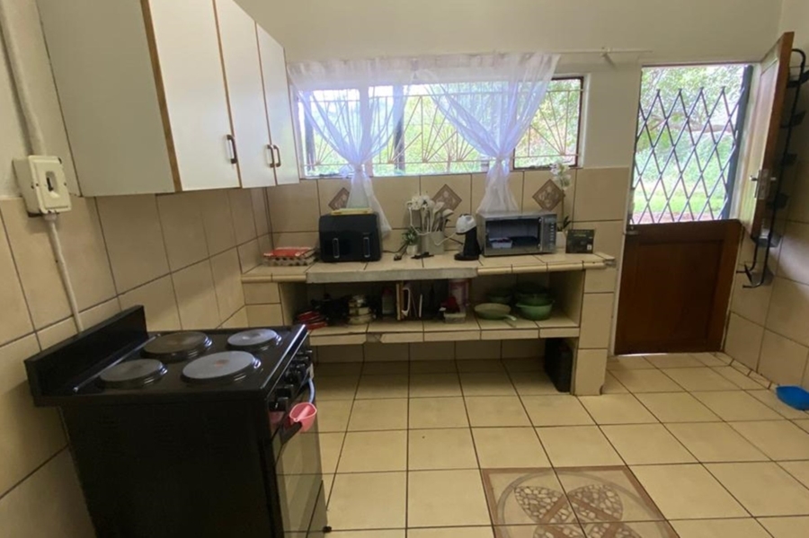15 Bedroom Property for Sale in Hluhluwe KwaZulu-Natal