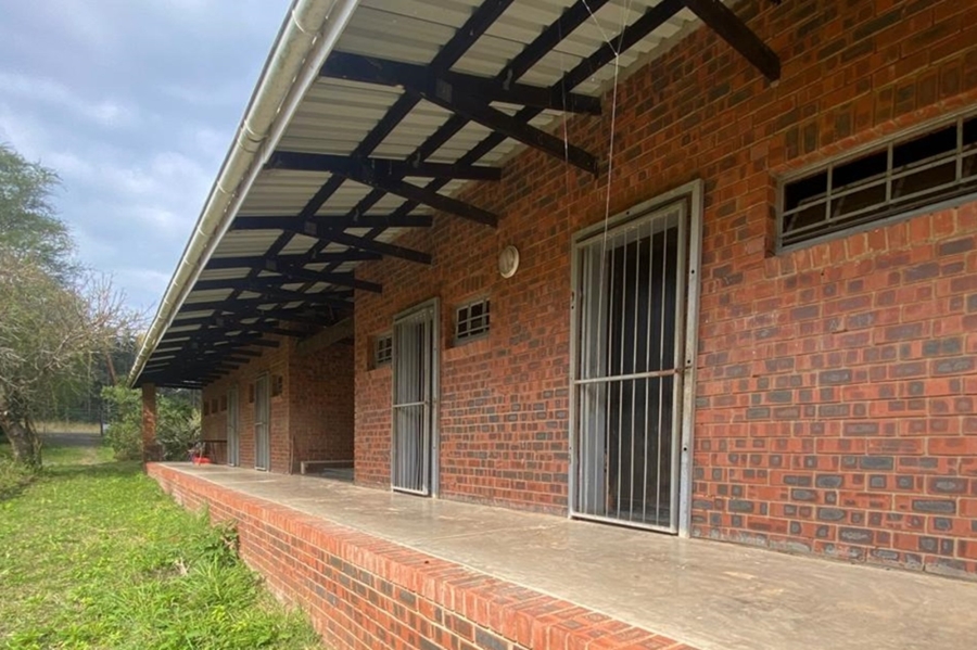 15 Bedroom Property for Sale in Hluhluwe KwaZulu-Natal