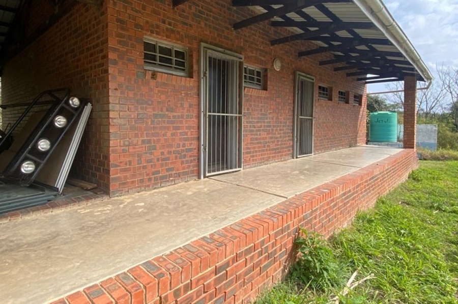 15 Bedroom Property for Sale in Hluhluwe KwaZulu-Natal