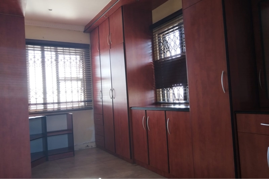 3 Bedroom Property for Sale in Umlazi Aa KwaZulu-Natal