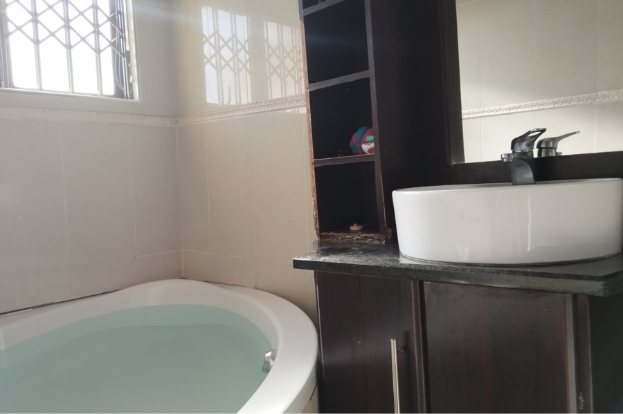 3 Bedroom Property for Sale in Umlazi Aa KwaZulu-Natal