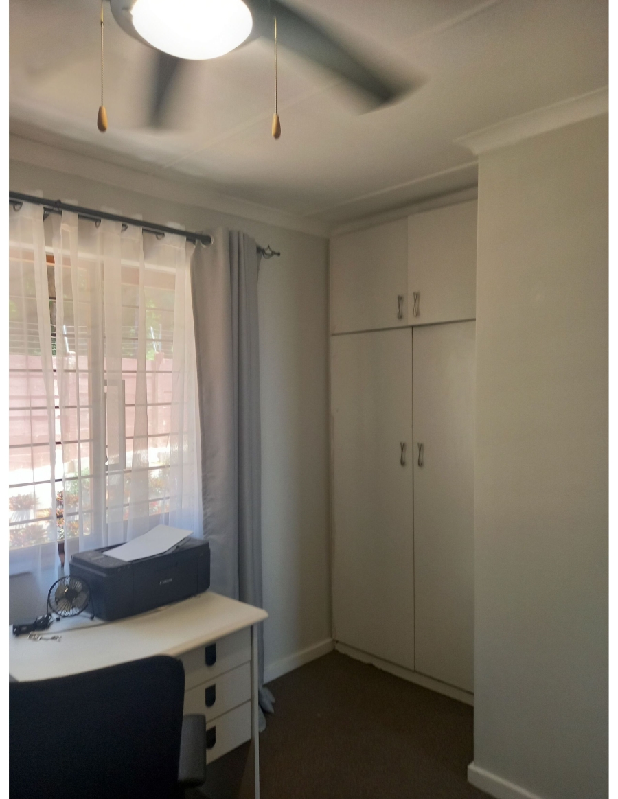 2 Bedroom Property for Sale in Morningside KwaZulu-Natal