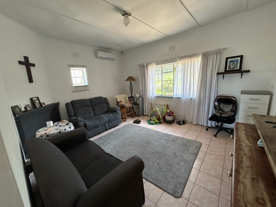 To Let 3 Bedroom Property for Rent in Malvern KwaZulu-Natal
