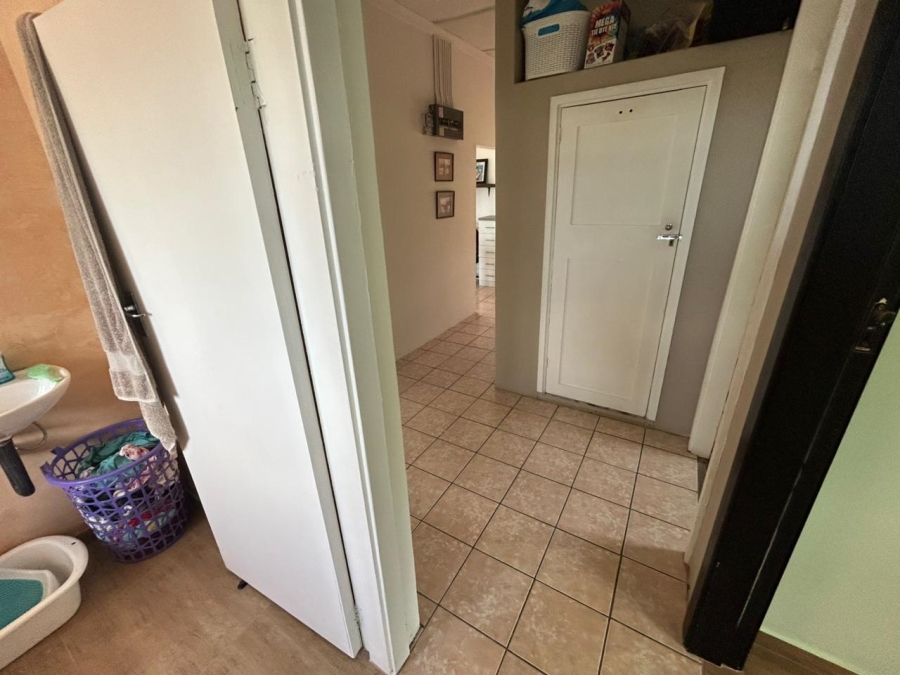 To Let 3 Bedroom Property for Rent in Malvern KwaZulu-Natal
