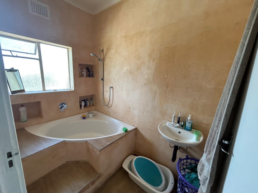 To Let 3 Bedroom Property for Rent in Malvern KwaZulu-Natal