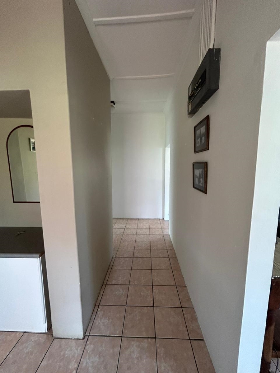 To Let 3 Bedroom Property for Rent in Malvern KwaZulu-Natal