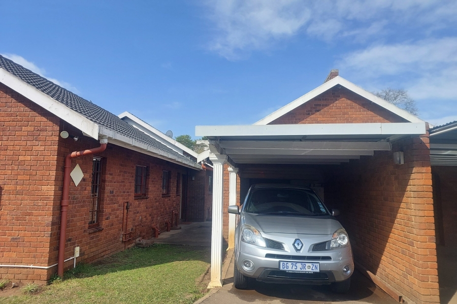 3 Bedroom Property for Sale in Scottsville KwaZulu-Natal