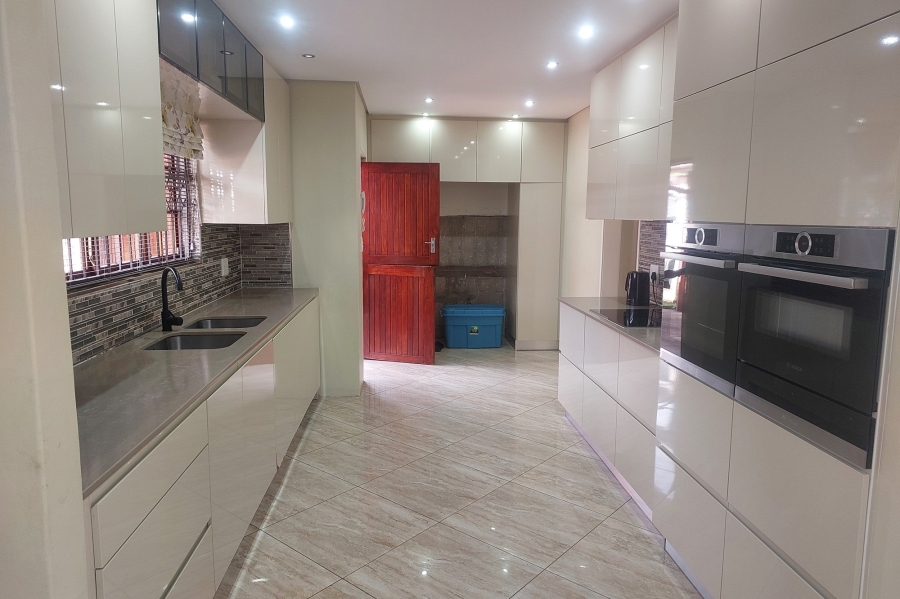 3 Bedroom Property for Sale in Scottsville KwaZulu-Natal