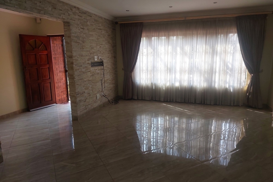 3 Bedroom Property for Sale in Scottsville KwaZulu-Natal