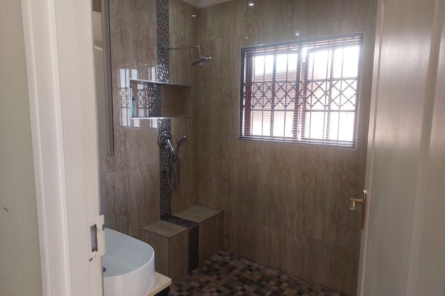 3 Bedroom Property for Sale in Scottsville KwaZulu-Natal
