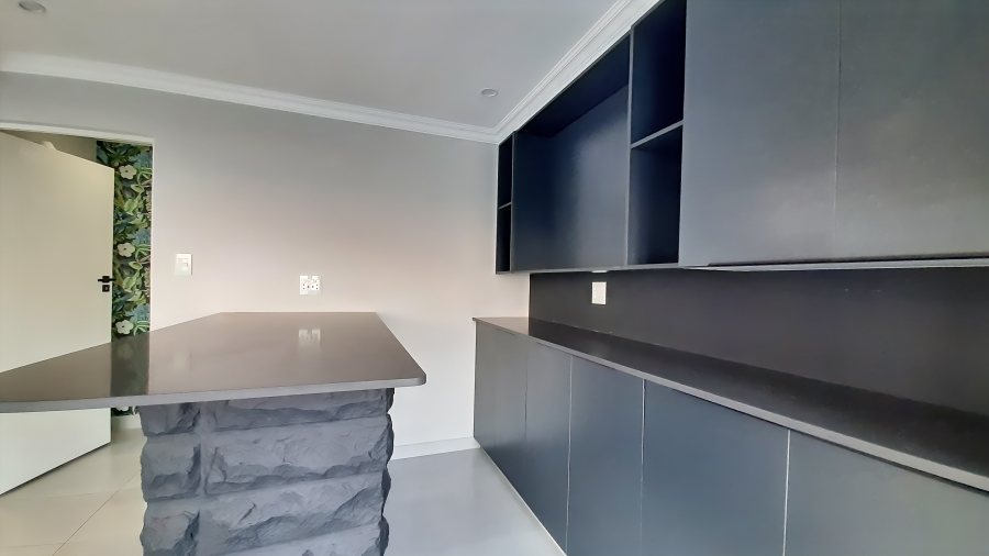 4 Bedroom Property for Sale in Ballito Central KwaZulu-Natal