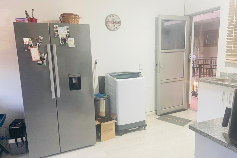 To Let 2 Bedroom Property for Rent in Avoca KwaZulu-Natal