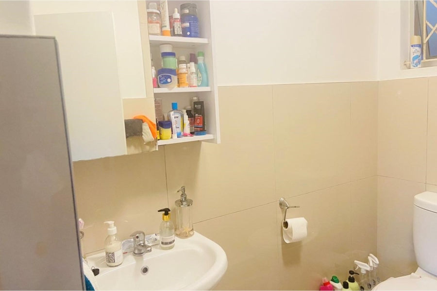 To Let 2 Bedroom Property for Rent in Avoca KwaZulu-Natal