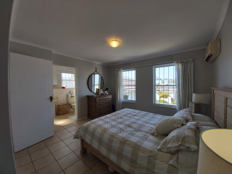 To Let 2 Bedroom Property for Rent in Umhlanga KwaZulu-Natal
