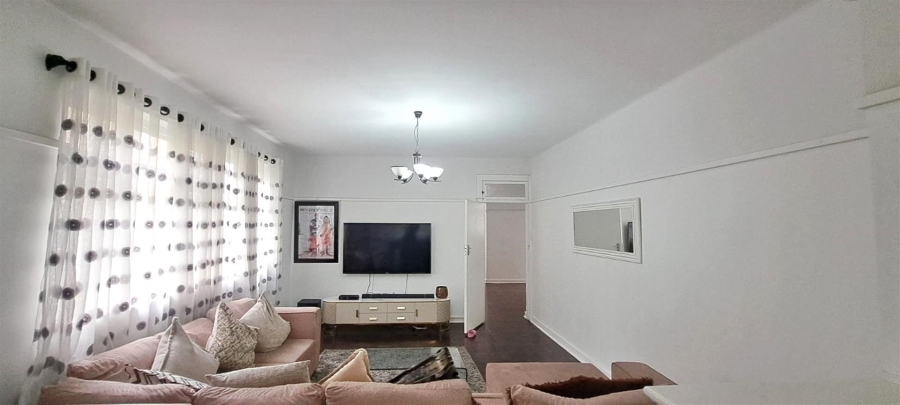 2 Bedroom Property for Sale in Glenwood KwaZulu-Natal