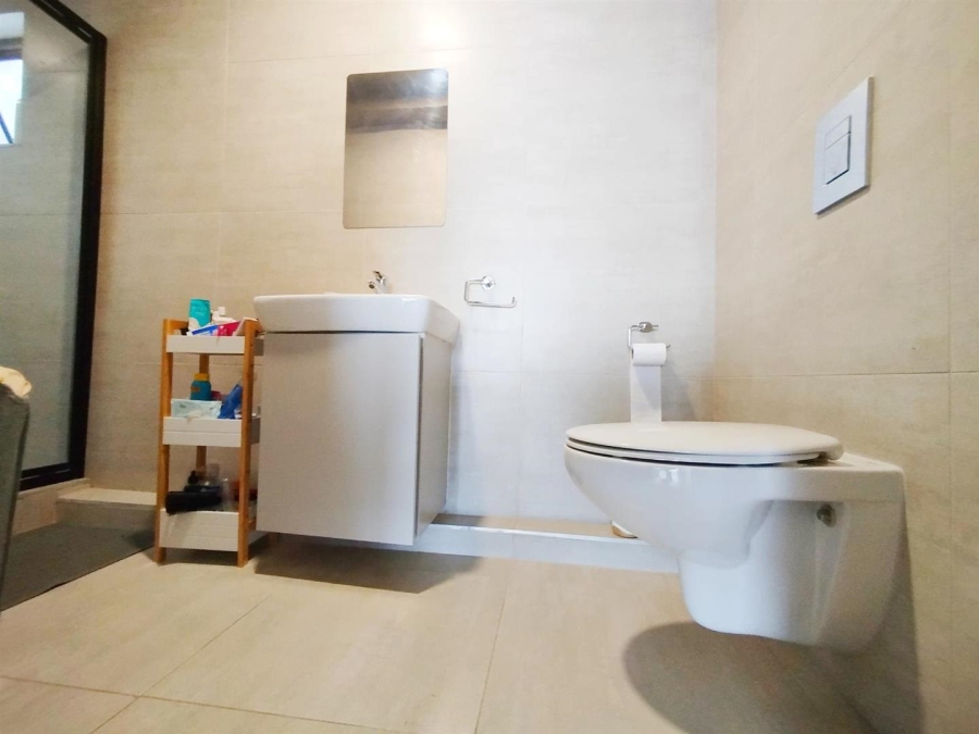 1 Bedroom Property for Sale in Umhlanga KwaZulu-Natal