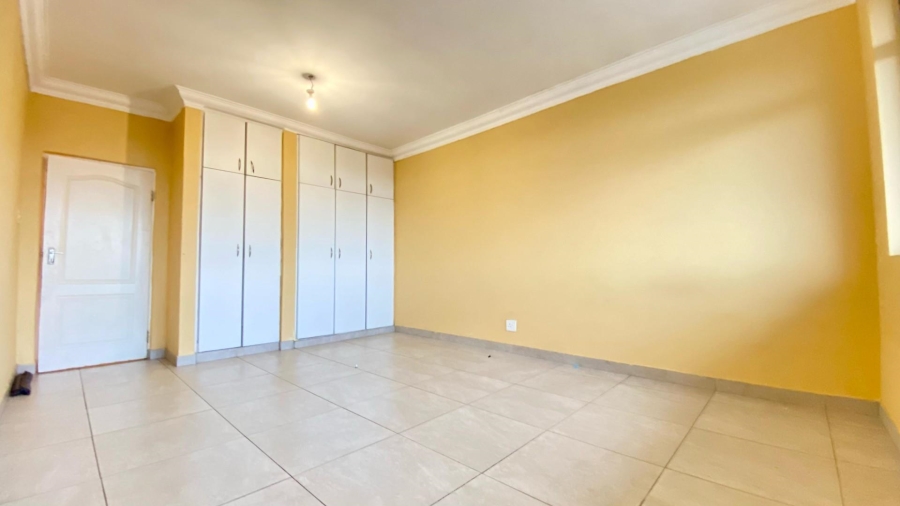 2 Bedroom Property for Sale in Glenwood KwaZulu-Natal