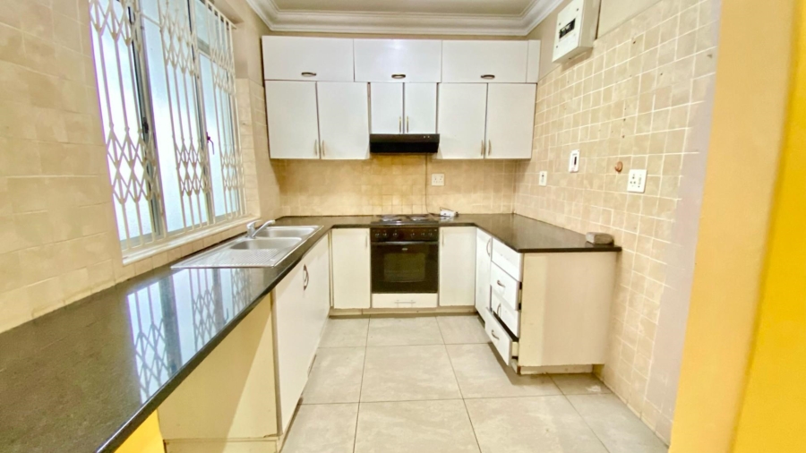 2 Bedroom Property for Sale in Glenwood KwaZulu-Natal