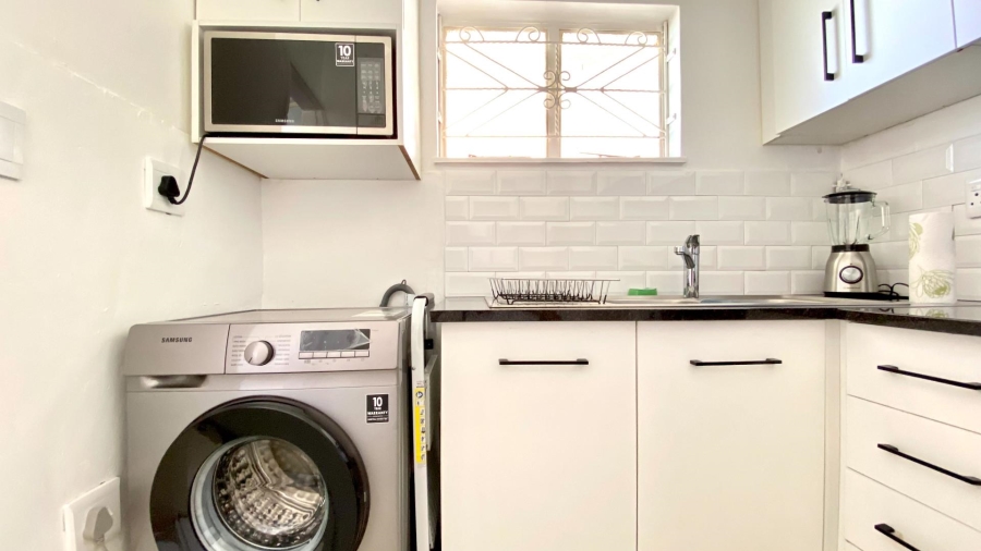 2 Bedroom Property for Sale in Glenwood KwaZulu-Natal