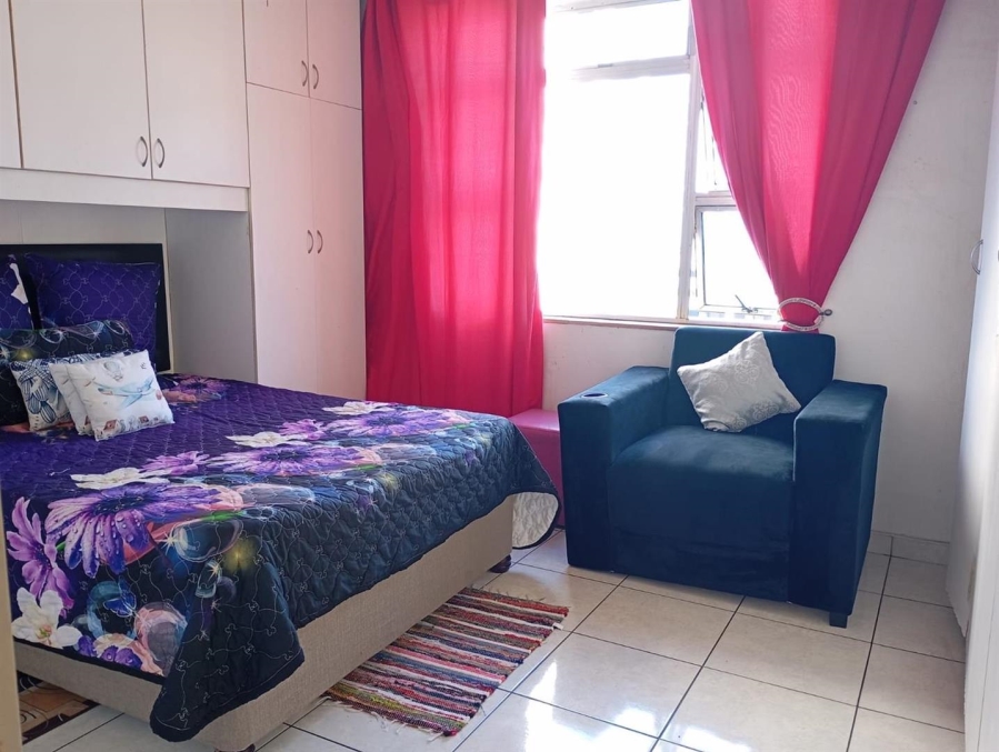 2 Bedroom Property for Sale in Durban Central KwaZulu-Natal