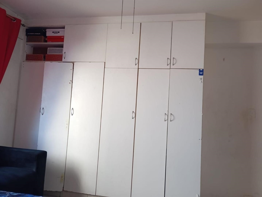 2 Bedroom Property for Sale in Durban Central KwaZulu-Natal