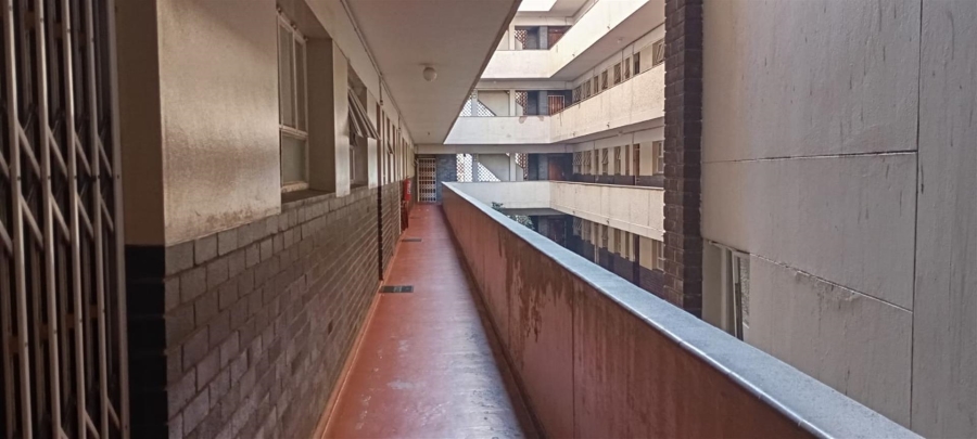 2 Bedroom Property for Sale in Durban Central KwaZulu-Natal