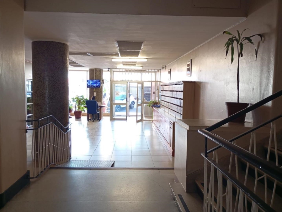 2 Bedroom Property for Sale in Durban Central KwaZulu-Natal