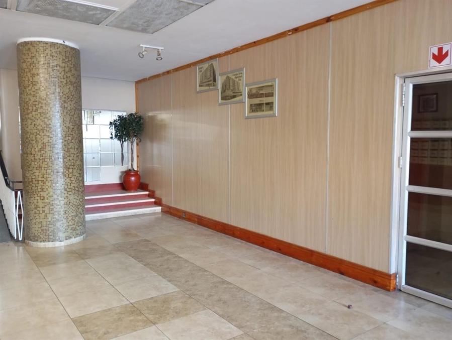 2 Bedroom Property for Sale in Durban Central KwaZulu-Natal