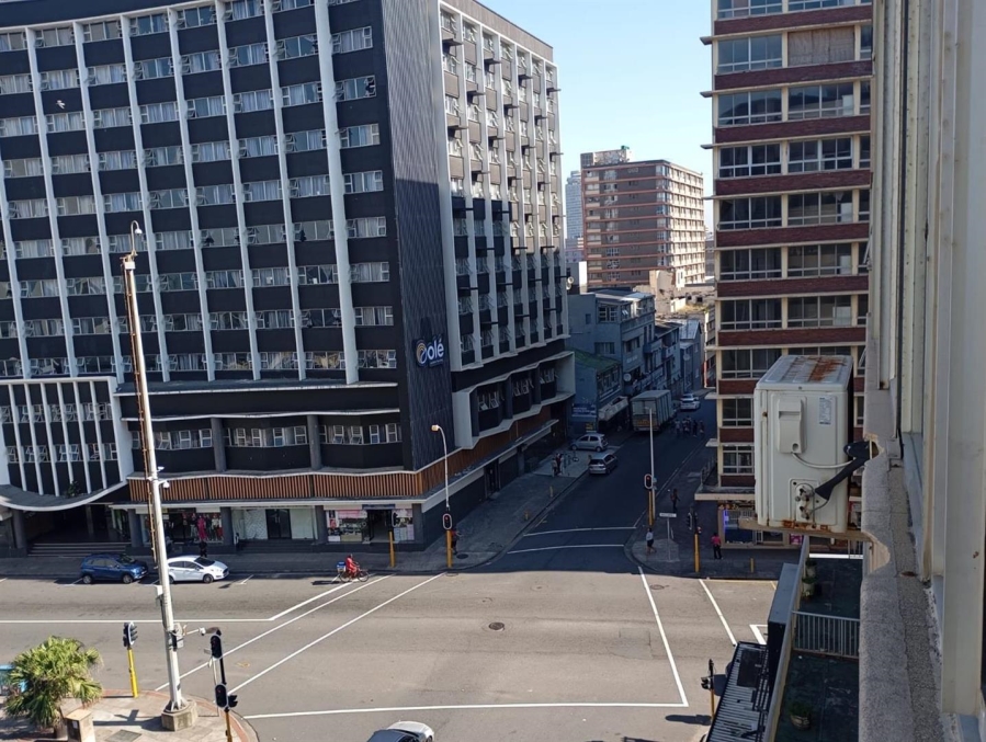 2 Bedroom Property for Sale in Durban Central KwaZulu-Natal