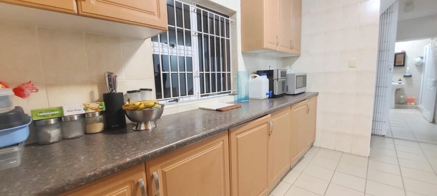 3 Bedroom Property for Sale in Sherwood KwaZulu-Natal