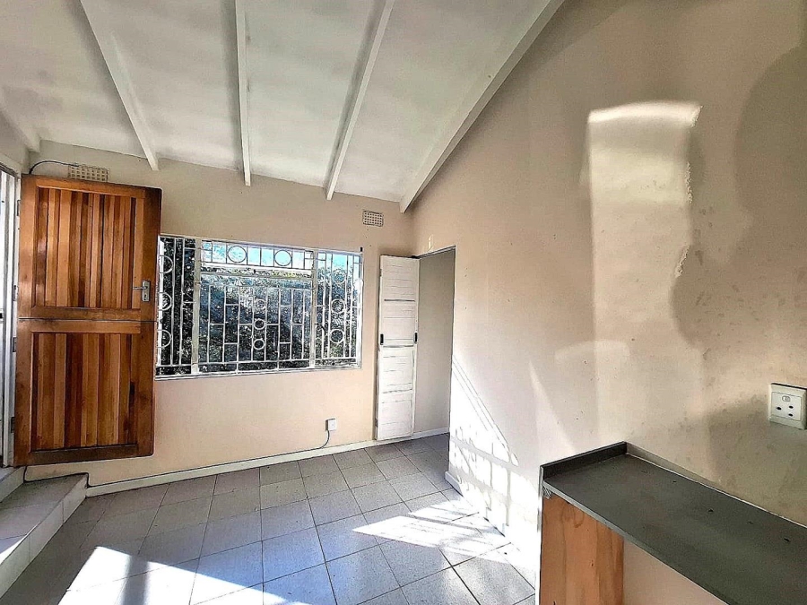 1 Bedroom Property for Sale in Dawncliffe KwaZulu-Natal