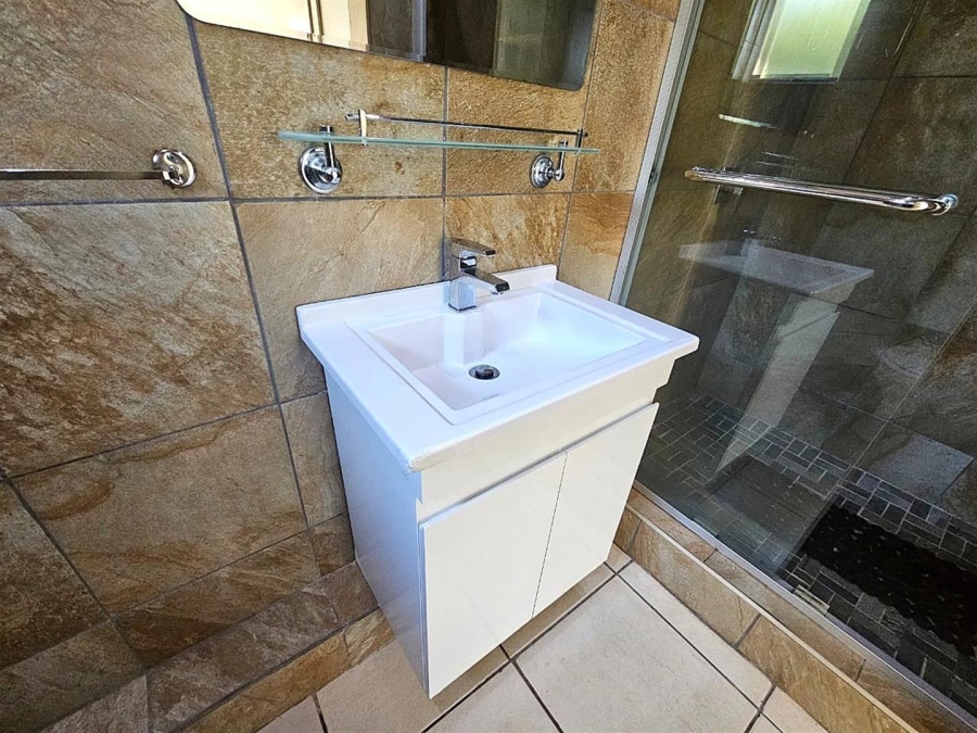 To Let 2 Bedroom Property for Rent in Farningham Ridge KwaZulu-Natal
