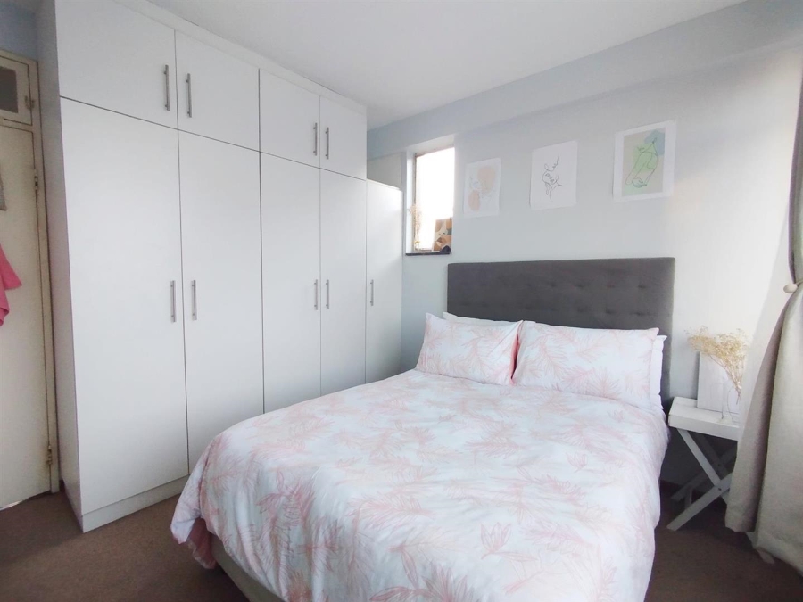2 Bedroom Property for Sale in Essenwood KwaZulu-Natal