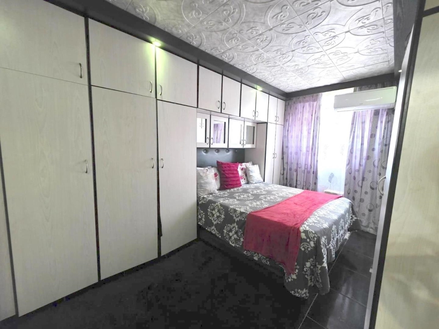 3 Bedroom Property for Sale in South Beach KwaZulu-Natal
