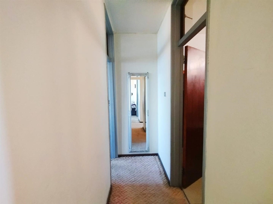 1 Bedroom Property for Sale in Amanzimtoti KwaZulu-Natal