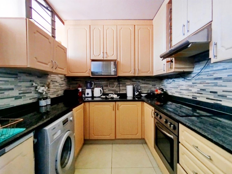 1 Bedroom Property for Sale in Amanzimtoti KwaZulu-Natal
