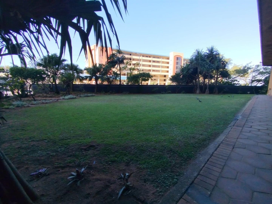 1 Bedroom Property for Sale in Amanzimtoti KwaZulu-Natal